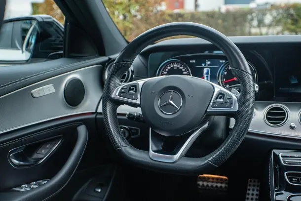 Казино Вегас Дейс Android/iOS приложение